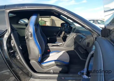 2014 Nissan Gt-R Track Edition из США, поврежденный, VIN JN1AR5EG8EM110052